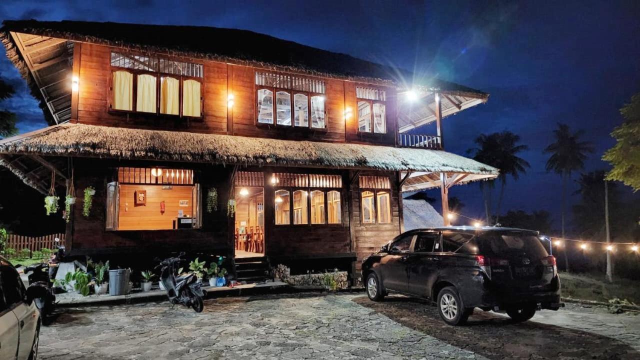 Ukcc Hotel Sabang  Kültér fotó
